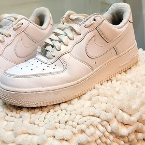 AF1